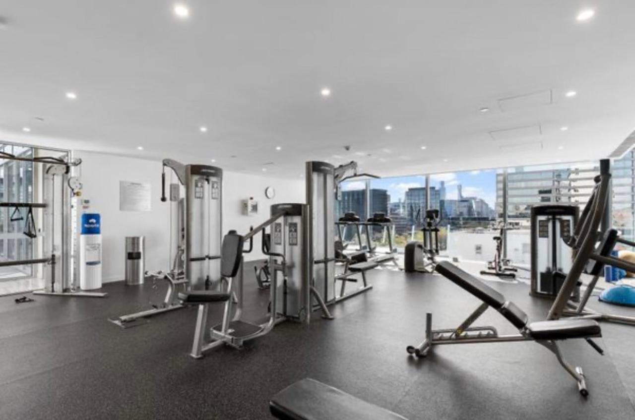 מלבורן The Fawkner Apartment Bay-View Pool/Gym Free Parking מראה חיצוני תמונה